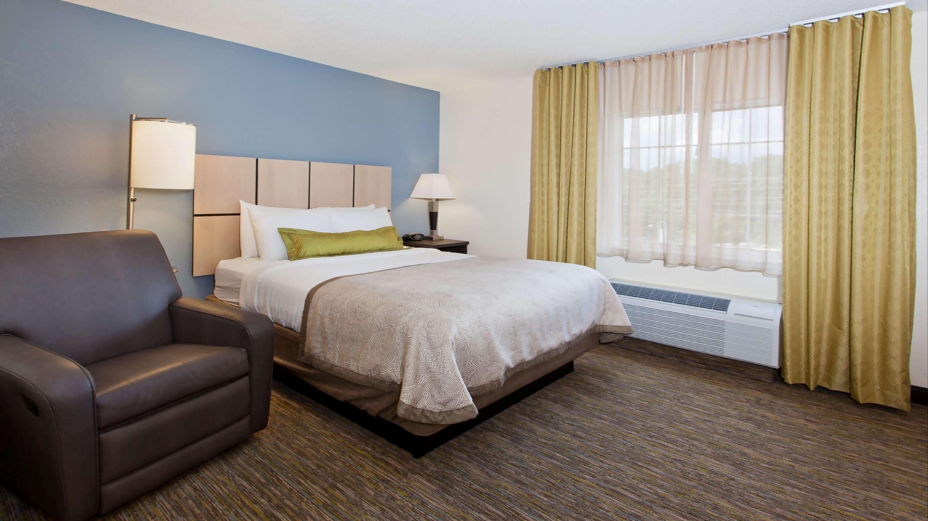 Sonesta Simply Suites San Antonio Northwest - Medical Center Exterior photo
