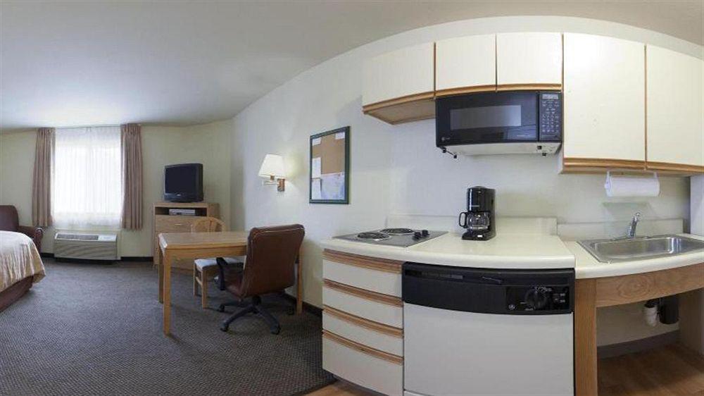 Sonesta Simply Suites San Antonio Northwest - Medical Center Exterior photo